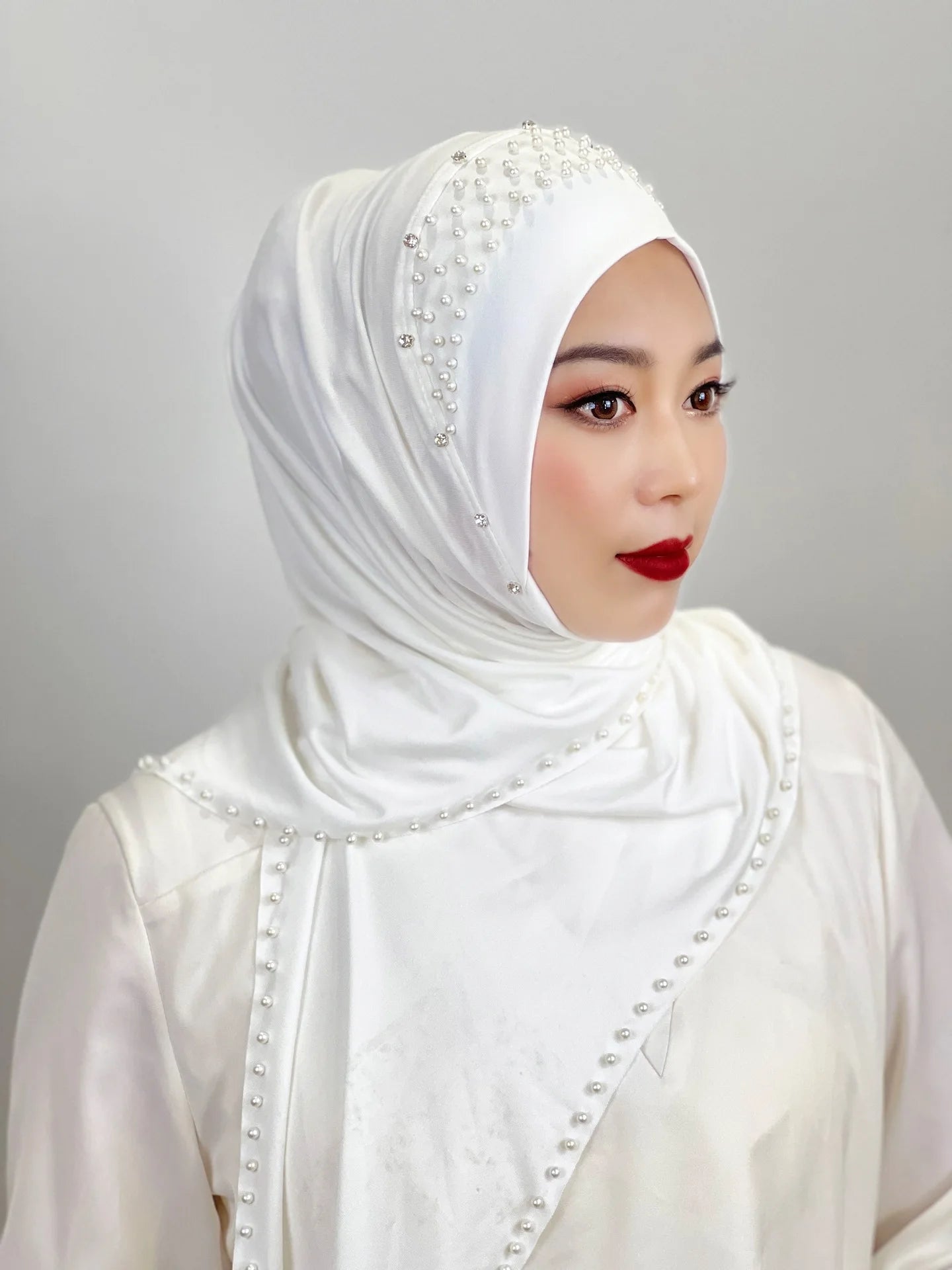 2026 Fashion Versatile Beaded Hijab for Women,Mid-Length Convenient Pull-over Hat Scarf,Malay Shawl Pure Color Women's Headscarf