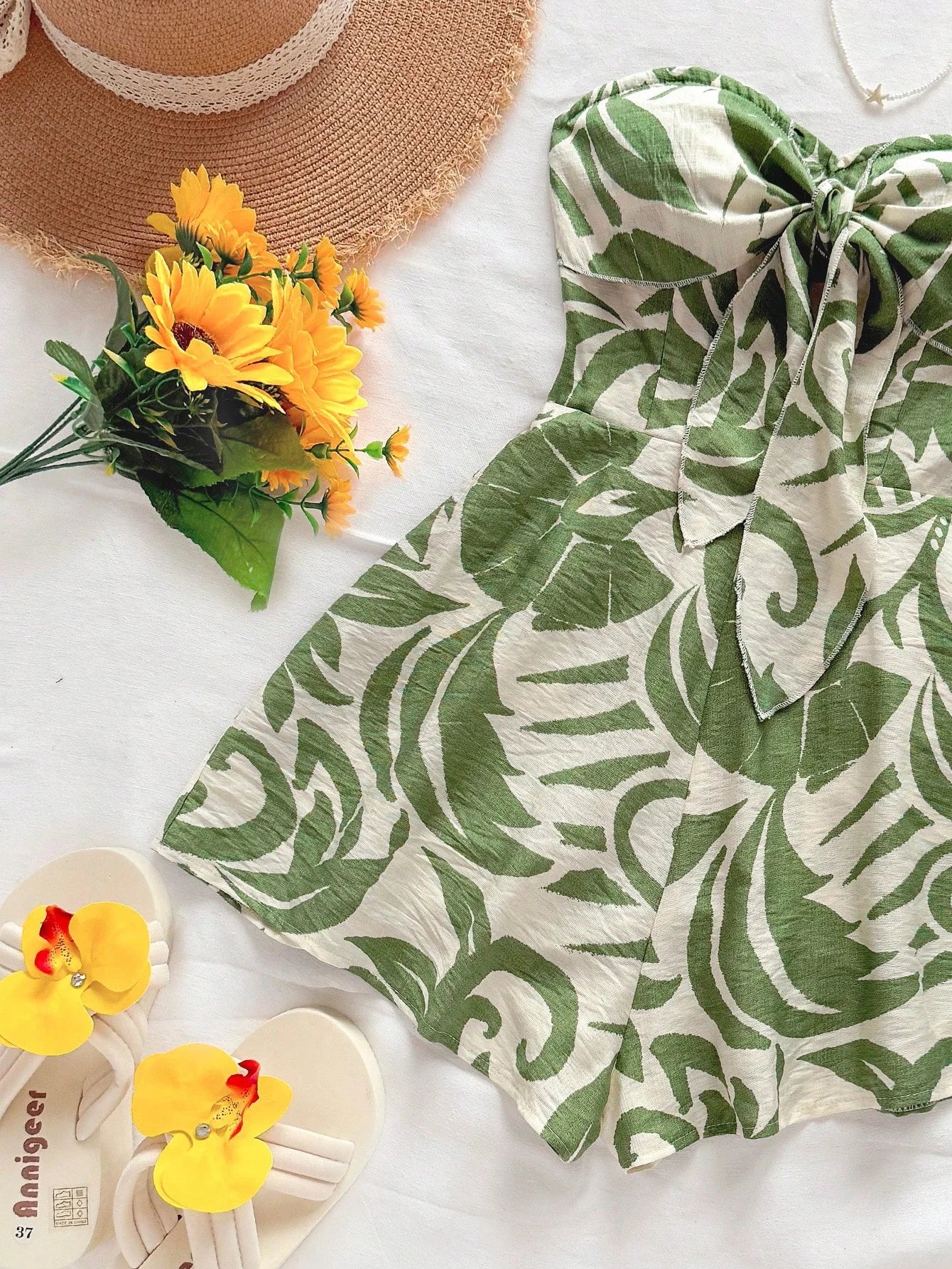 Women's Vacation Spring/Summer Carnival Cruise Party Watercolor Silhouette Printed Lace Up Front Knot Loose Strapless Jumpsuit
