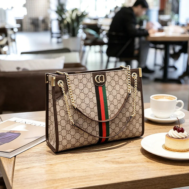 2026 New Luxury Women Handbag High Texture Large Size Shoulder Bag Fashion Commuter Daily Casual Tote Purse