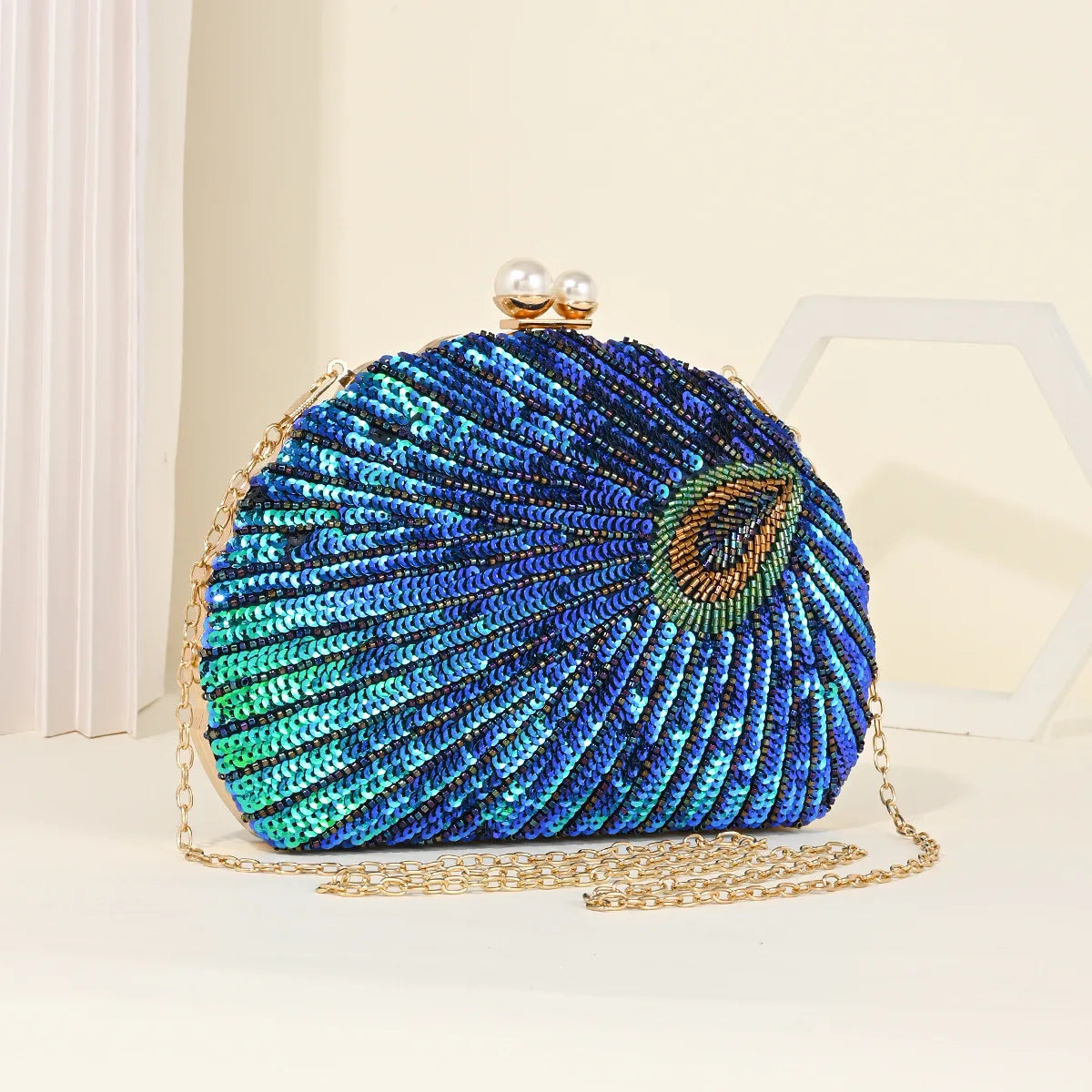 Shell Shape Women's Clutch Bag Sequin Purses and Handbags Luxury Designer Retro Embroidery Evening Bag Female Party Handbag