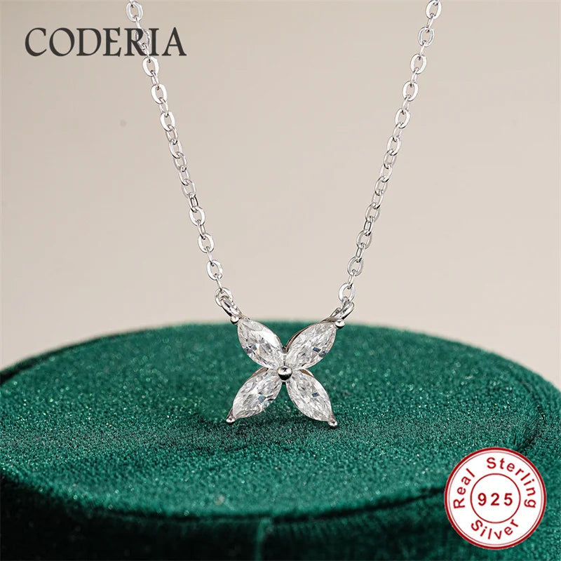 Single 0.3CT Moissanite Necklace Plated with 14K White Gold Fashion 925 Sterling Silver Four-Leaf Clover Pendant Clavicle Chain