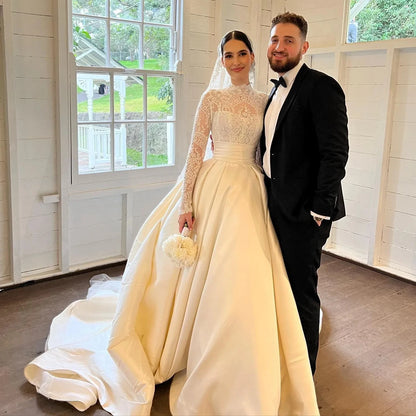 2025 Elegant A Line Lace Wedding Dresses High Neck Long Sleeves Button Back Train Bridal Bride Party Gowns Vestidos De Noiva