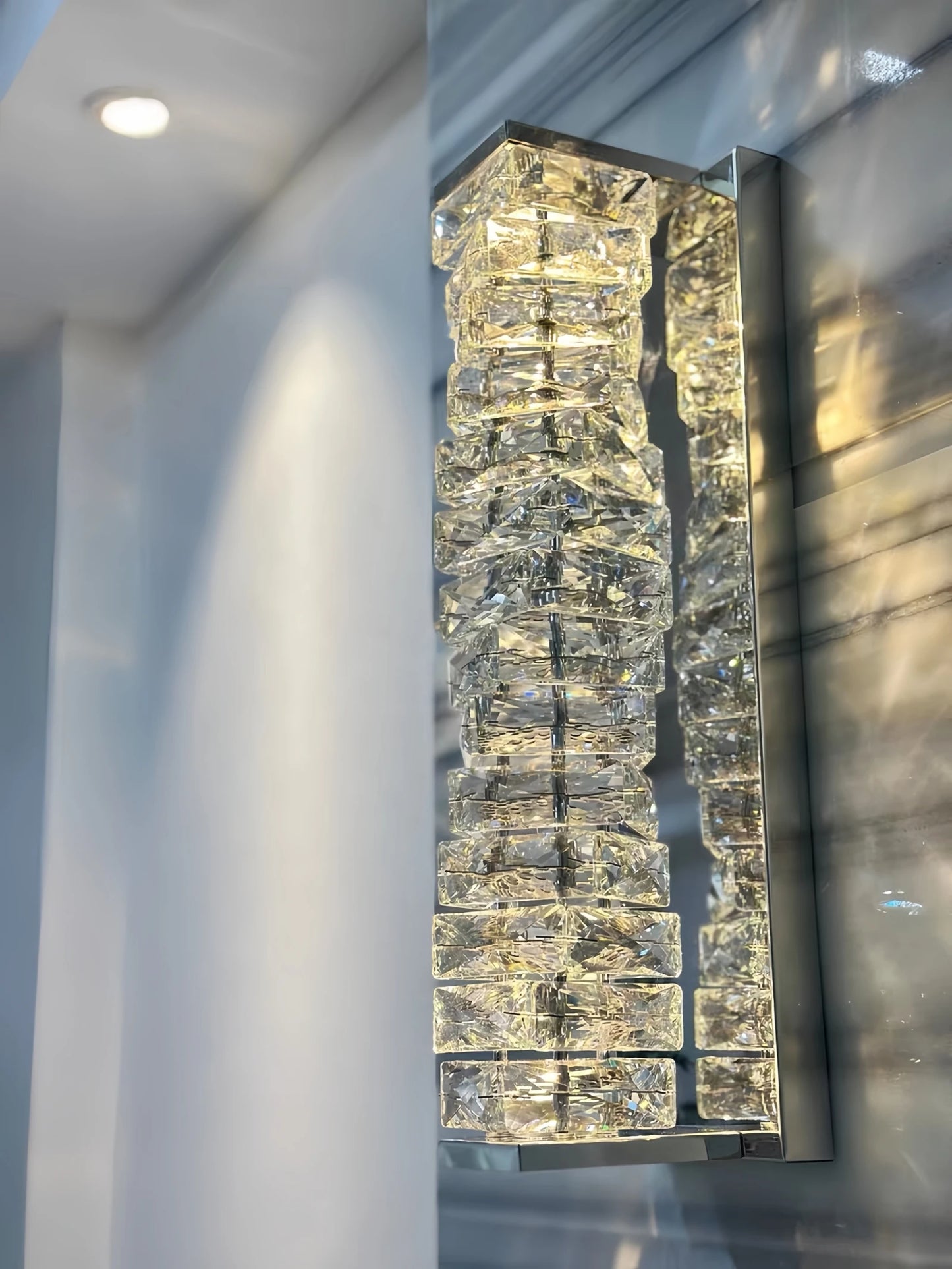 Luxury Crystal Wall Lamp Modern LED Sconce Chrome Gold Mirror Wall Light For Living Room Bedroom Aisle Indoor Decor Vanity Light