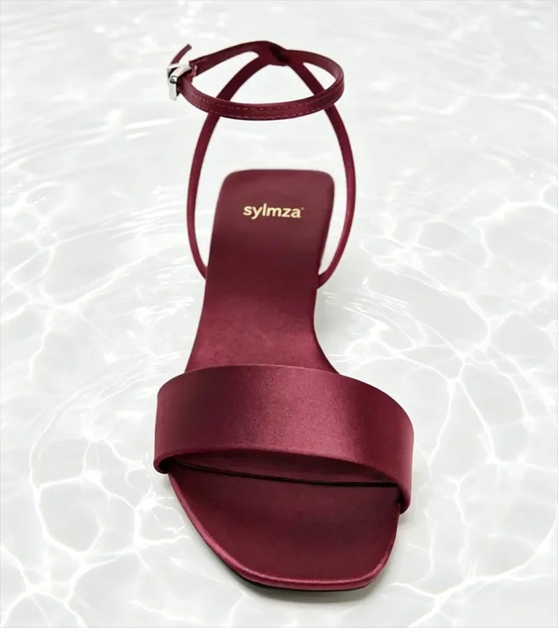 Burgundy Satin Low Heel Sandals Women Summer Sexy Open Toe Ankle Buckle Dress Shoes Luxury Brand Designer Shoes Zapatos De Mujer