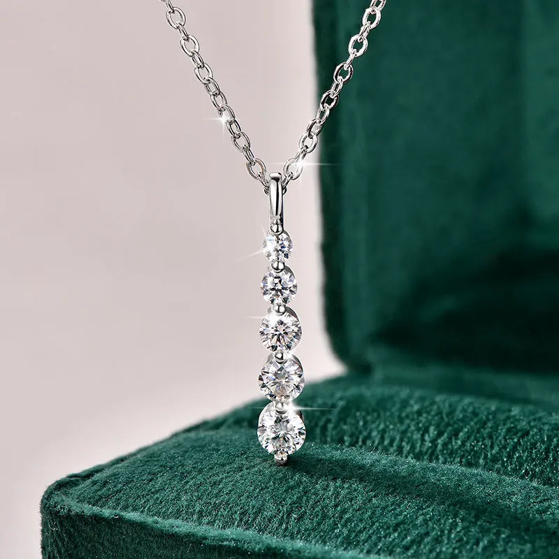Rrjzz D Color Round Moissanite Pendant Necklace for Women 14K Gold Filled 5-Stone Lab Imitation Diamond Necklace GRA Certified