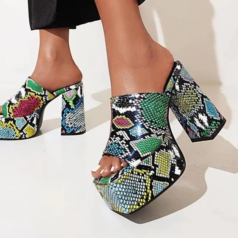 Women Slippers New Summer Hot Designer Wedges Slippers Chunky Platform Mules Sandals High Heels Beach Shoes Slides 34-43