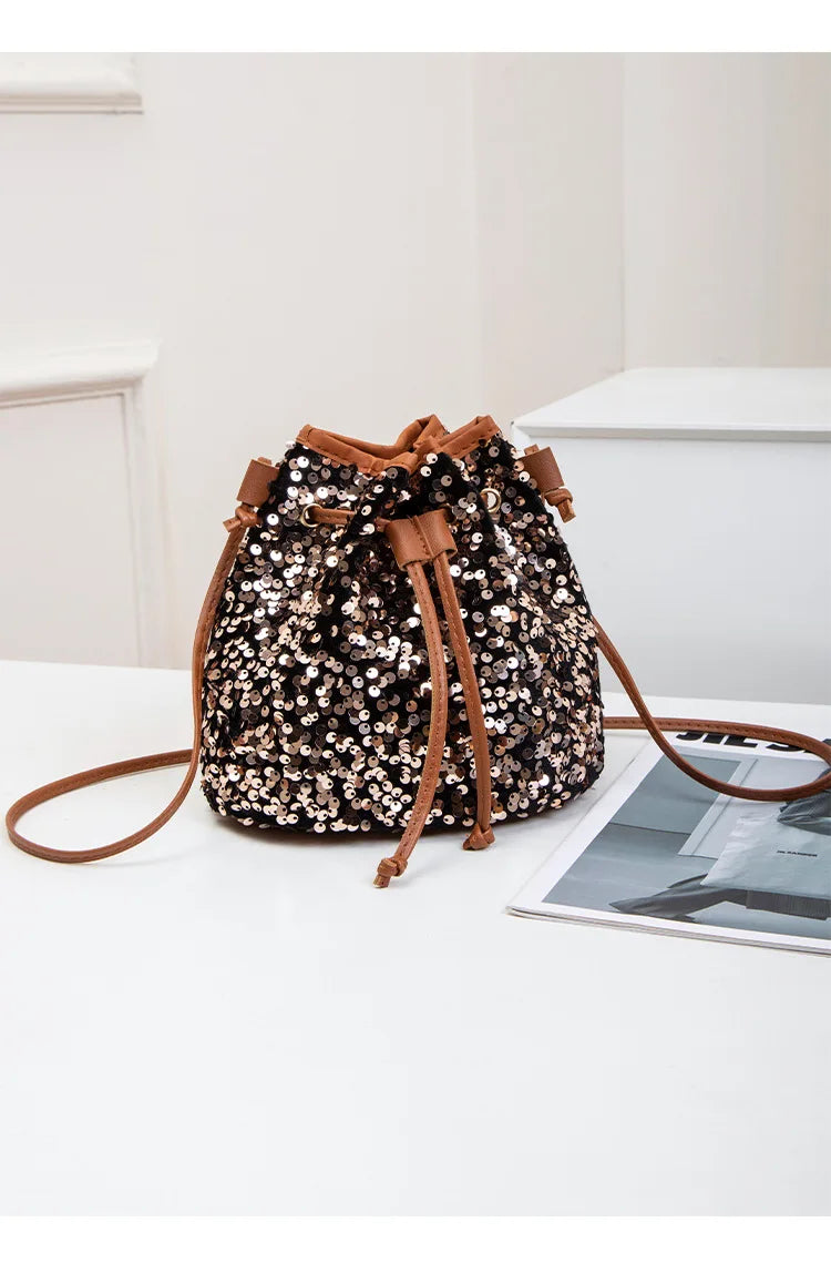 New Chic Multicolor Sequin Shing Shoulder Bag Fashion Versatile Handbag Drawstring Bucket Bag Large Capacity Wallet Purse Bags