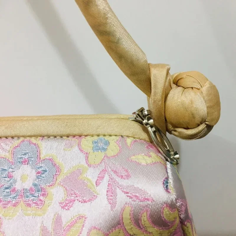 Fashion Luxury Chinese Style Silk Bag Women Handbag Japanese Hand Embroidery Totes Cheongsam Female Cosplay Bags Clutch Purses