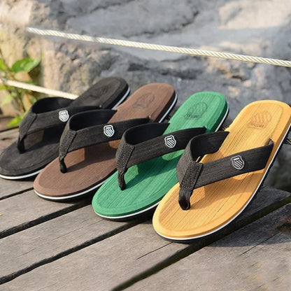 Hot High Quality Men Beach Shoes Summer Casual Flat Slippers Male Indoor Bathroom Anti-Slip Flip Flops Man Flip-Flops Men Sandal