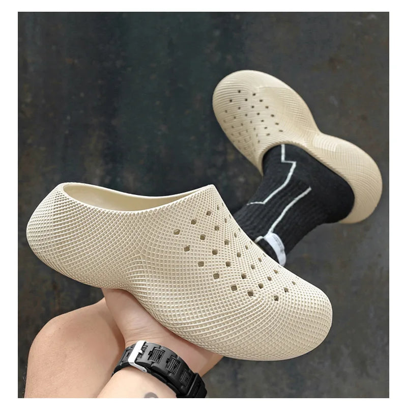 New Summer Fashion Couple Slippers EVA Baotou Men's Sandals Outdoor Thick Bottom Hole Shoes Luxury Beach Men Garden Shoes