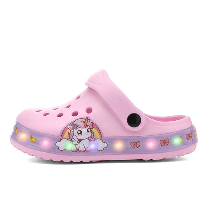 Light Sandals for Girls Pink Cartoon Printing Summer Beach Kids Shoes Outdoor Non-slip Classic Design Children's Casual Clogs