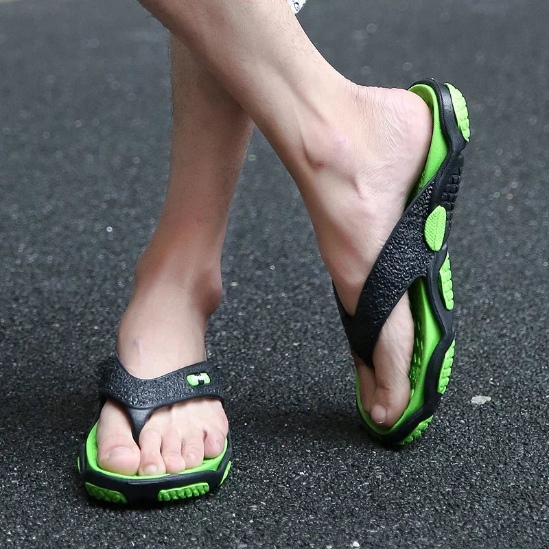 Mens Slippers Lightweight Sandals Summer Flip Flops Breathable Beach Shoes Sandals Men Luxury Flip Flops Breathable Men Slides