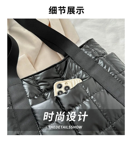 Space Padded Women Shoulder Bags For Winter 2025 Large Capacity Black Handbags Designer Nylon Cotton Warm Tote Solid