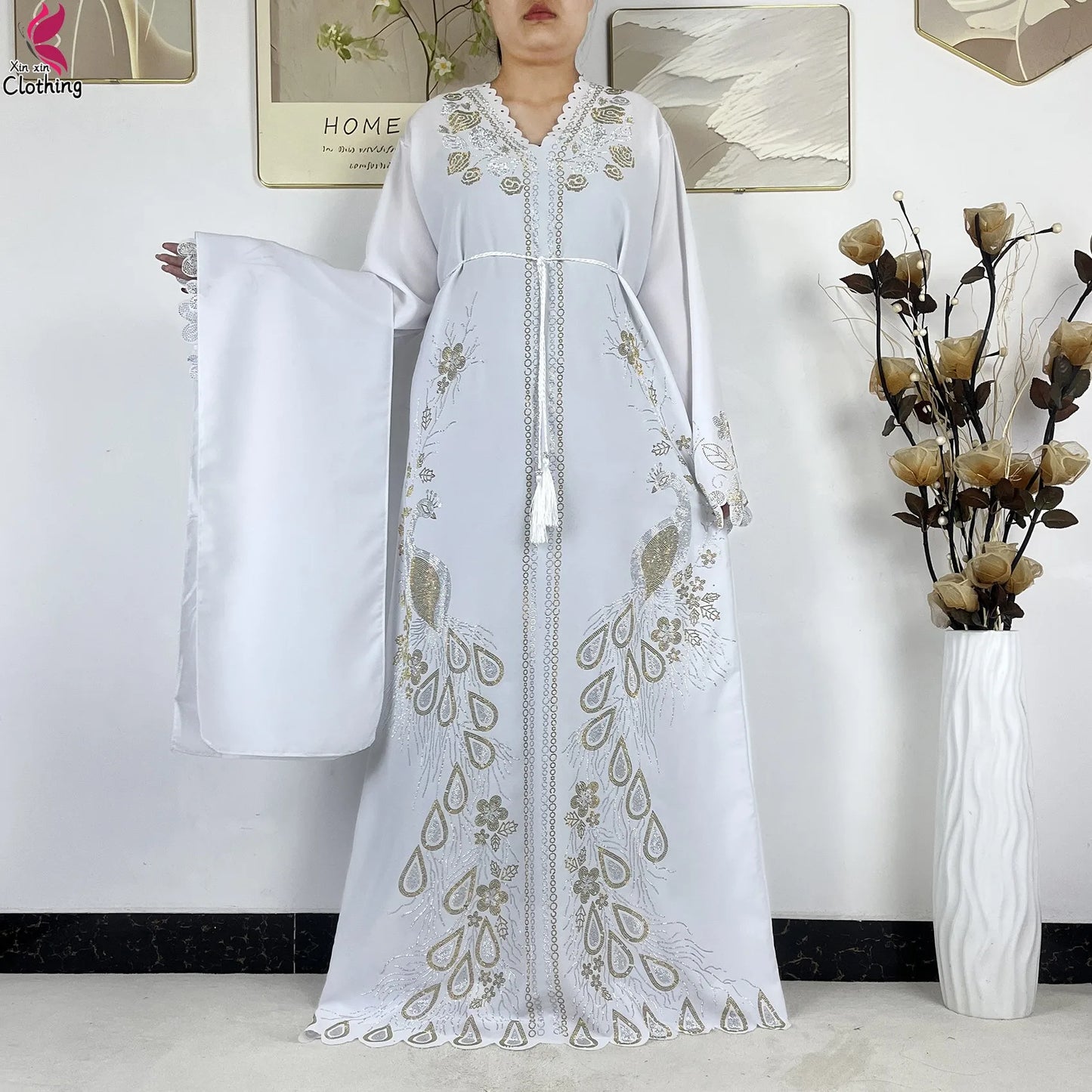 2026New Dubai Muslim Women Modest Dress Diamond Chiffon Elegant Arabic Femme Hijab African Abaya Islamic Long Sleeve Turkey Robe