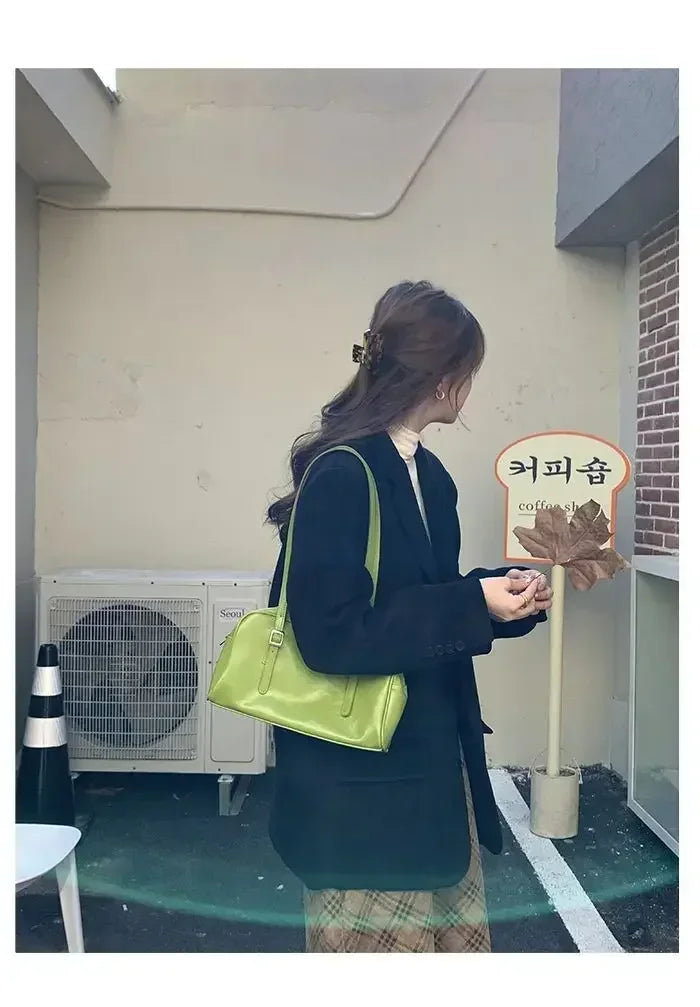 2026 Luxury Designer Handbags Pure Color Causal Bag Big Capacity Pillow Underarm Bag Green Commuter Shoulder Bags for Women