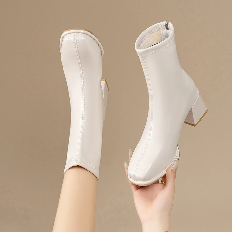 High-quality square-toe platform short boots for ladies, 2025 new fashion trend Wide heel, back zipper, large size women's boots