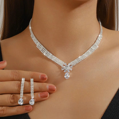Ladies' Fashionable Silver-Plated And Diamond-Encrusted Metal Necklace, Earrings Set, Bride'S Wedding Attire And Accessories