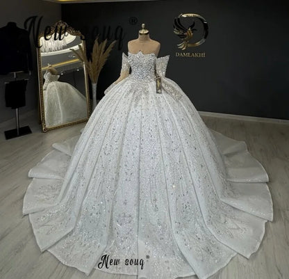White Off Shoulder Strapless Wedding Gowns Shiny Diamonds Long Sleeves Bridal Dress Plus Size Customized Dubai vestido de novia