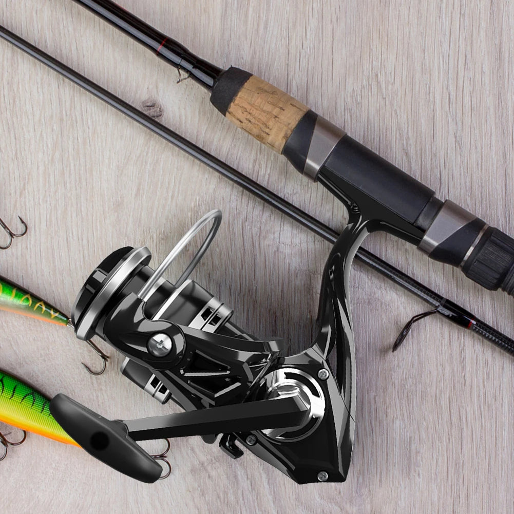 Spinning Reel 5.2:1 Gear Ratio Fishing Reel 12kg Max Drag All Purpose Fishing Spinning Reel for Saltwater and Freshwater Fishing