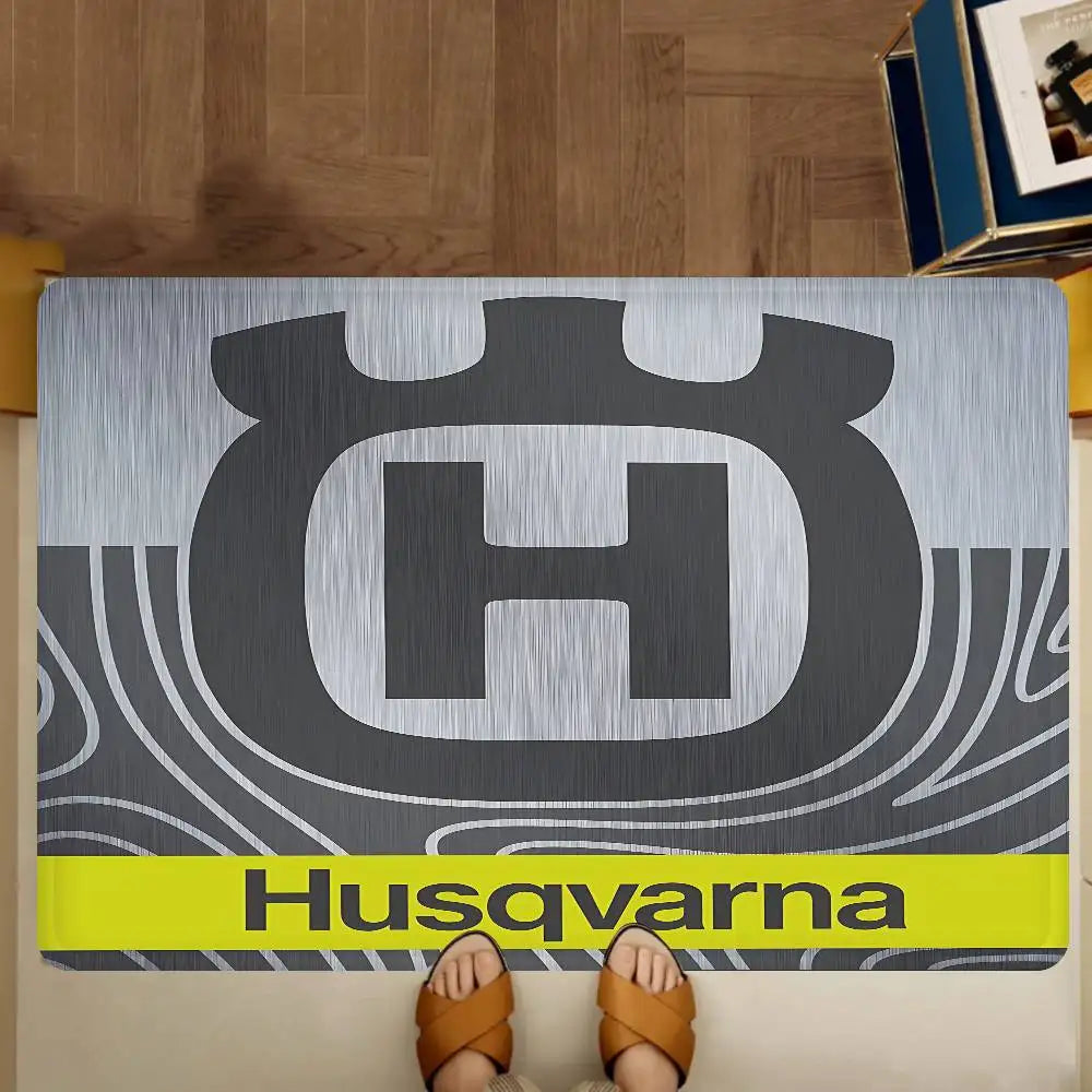 H-Husqvarna Logo Floor Mat INS Style Soft Bedroom Floor House Laundry Room Mat Anti-skid Household Carpets