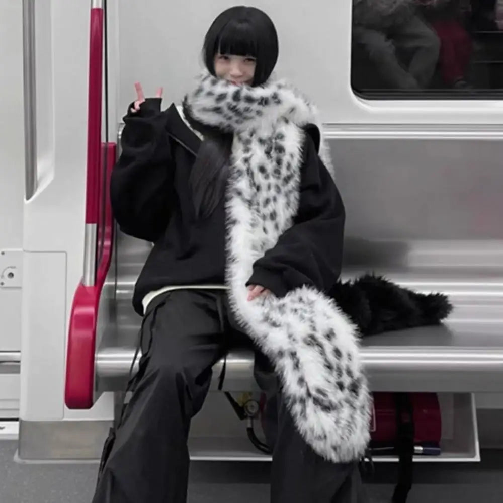Korean Leopard Print Long Fur Scarfs Winter Y2K Vintage Warm Plush Scarf Fashion Thickened Lengthened Faux Fur Shawl Streetwear