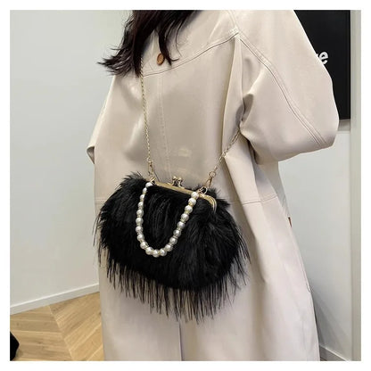 Beading Chain Women's Evening Plush Handbags Faux Fur Tassel Ladies Shoulder Bag Elegant Female Crossbody Bags Party Furry Purse