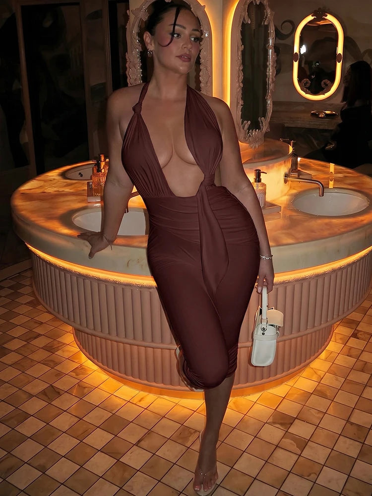 Weird Puss Knot Design Jumpsuit Woman Bandage Halter Deep V-Neck Backless Sleeveless Skinny Peach Hip Street Sexy Fashion Romper