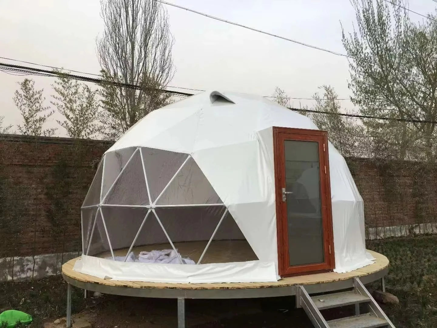 Customize Style Outdoor Glamping Luxury Hotel Tent Multi Color PVC Material Waterproof Geodesic Dome Tent for Family Camping