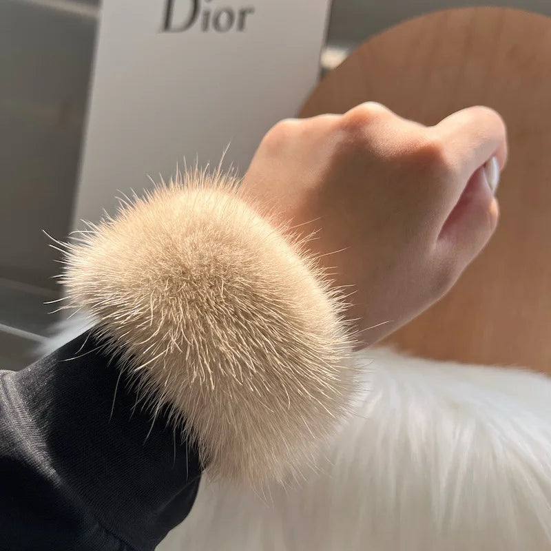 2026  Real Mink Fur Cuffs Sex Hand Arm Warmers Natural Mink Fur Cuffs Wristbands Female Warm Rabbit Hair for Women Manga