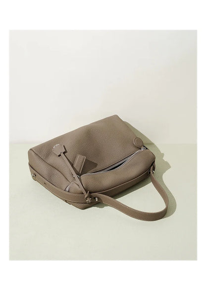 First Layer Cow Leather 33cm Tote Bag Fashionable Women's Bag New Design Large Capacity Soft Portable Shoulder Crossbody Bag