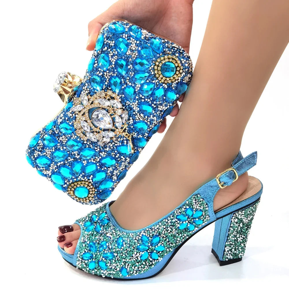 2024 Latest Italian Design African Women's High Heels Round Head Sandals Party Wedding Party Golden Color Shoes and Bags Set