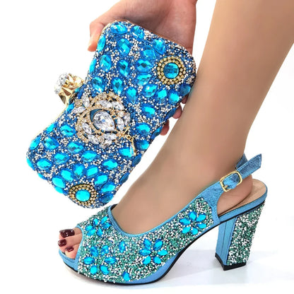 2024 Latest Italian Design African Women's High Heels Round Head Sandals Party Wedding Party Golden Color Shoes and Bags Set