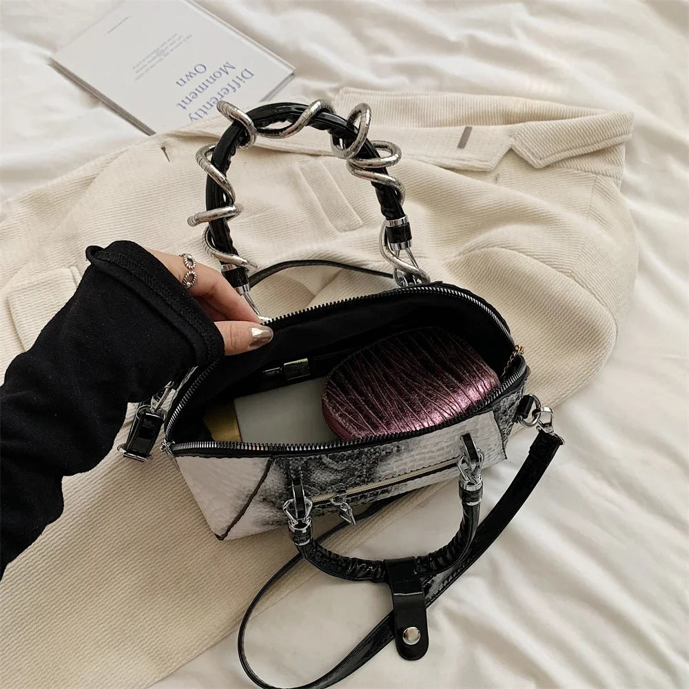 Crocodile Pattern Top-handle Shell Bag With Snake Hardware Wild Shoulder Crossbody Handbags MOODS Designer Luxury Bags For Women