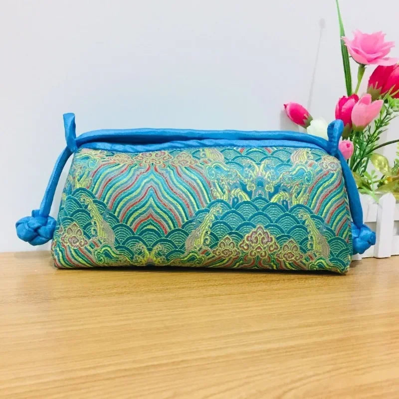 Fashion Luxury Chinese Style Silk Bag Women Handbag Japanese Hand Embroidery Totes Cheongsam Female Cosplay Bags Clutch Purses