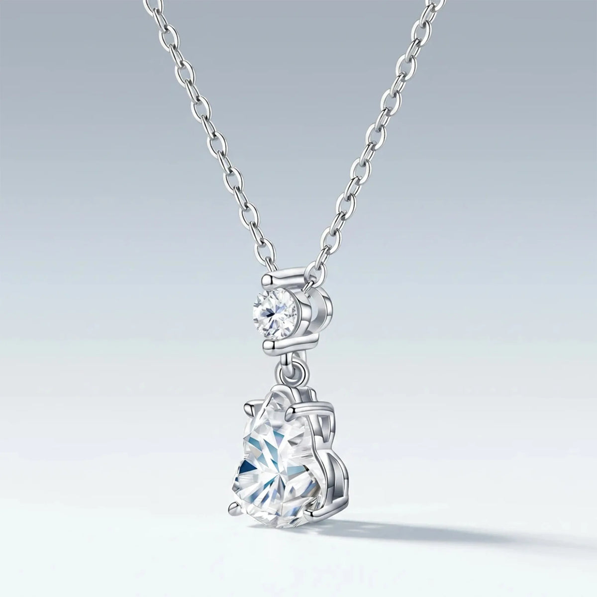 925 Sterling Silver Moissanite Pendant Necklace Sparkling D VVS1 Chain Exquisite Gourd Shape Design Moissanite Gemstone Necklace For Women Wonderful Birthday Engagement Anniversary Valentine’S Day Gift For Girl Friend Wife