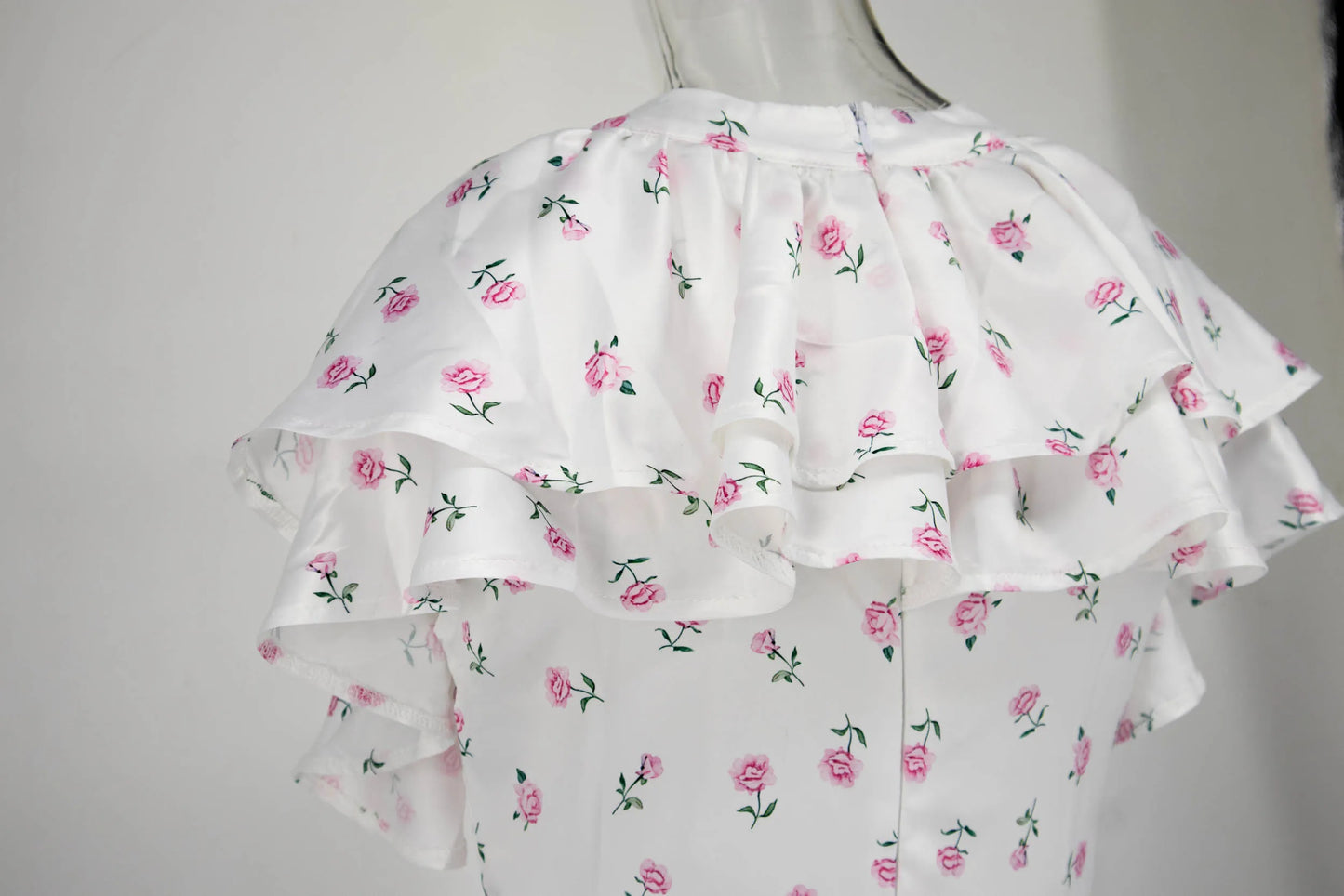 2026 Spring Women's Summer New Ruffled Floral Short Skirt V-neck Pleated Dress Shorts
