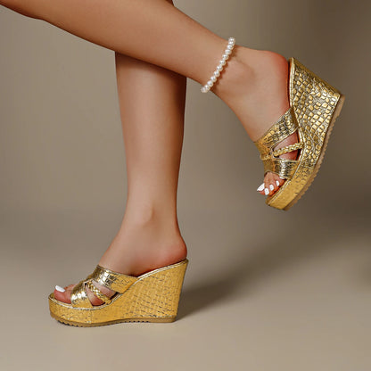 Golden Crocodile Print Wedge Heels Slides 10CM Fashion Woven Woman Sandals Platform Sole Outdoor Slippers Luxury Women's Shoes
