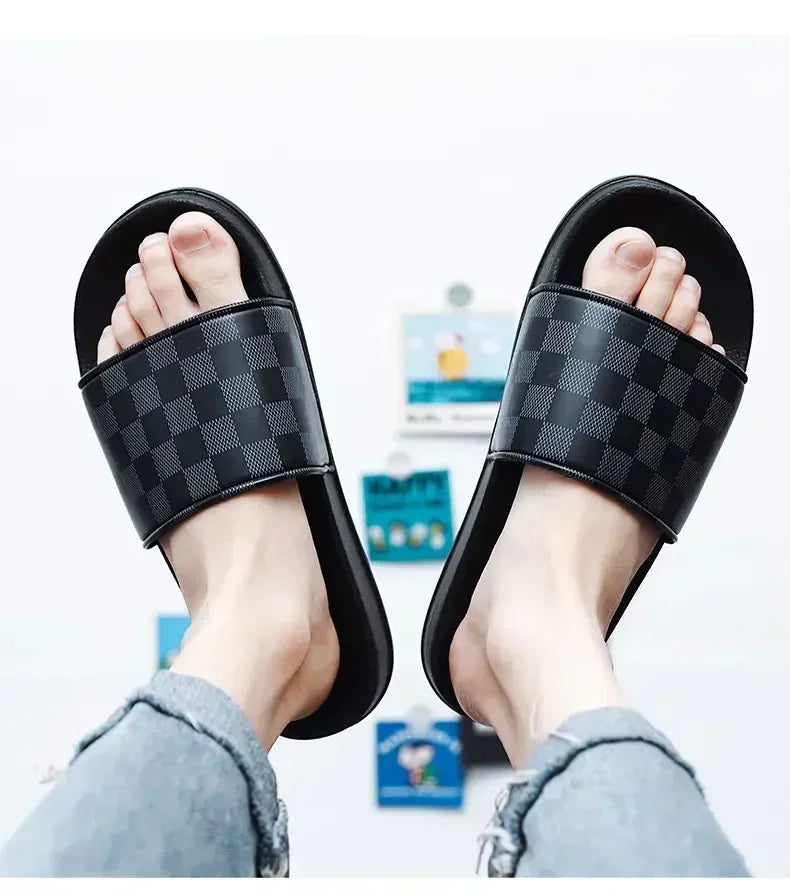 Beach Sandals Stylish Casual Men's Shoes Light Outdoor Breathable Wading Slippers Bathroom Family Men Chaussures Homme Luxe