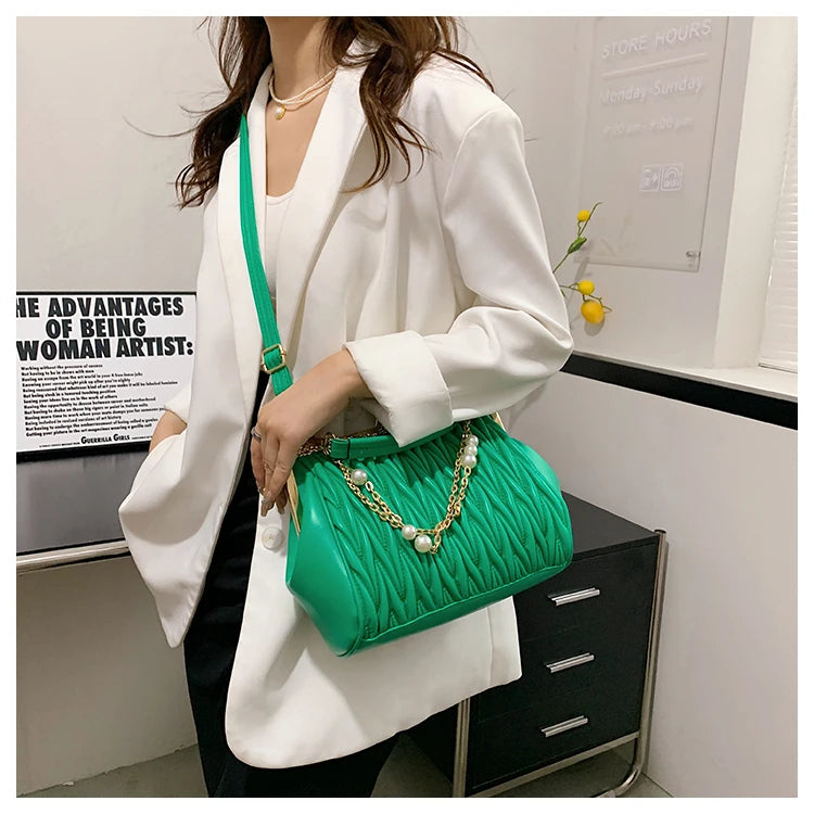 New Summer Women's Shoulder Bag Thick chain Handbag Sense of luxury Ladies Clouds Crossbody Messenger Bags Designer PU Women Bag