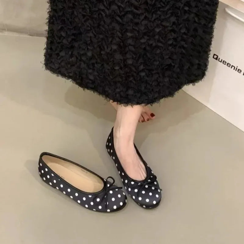 YNPO Fashion Silk Women Ballet Flats Shoes Luxury Designer Shallow Female Round Toe Butterfly-Knot Ladies Slides Shoes