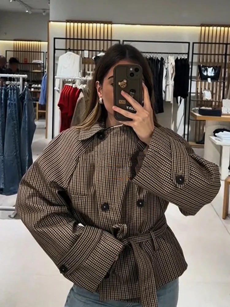 Long Sleeve Plaid Cropped Trench Coat Women Lapel Double Breasted Belted Waist Loose Checkered Short Jacket Lady Autumn Coats