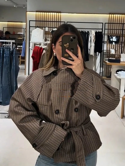 Long Sleeve Plaid Cropped Trench Coat Women Lapel Double Breasted Belted Waist Loose Checkered Short Jacket Lady Autumn Coats