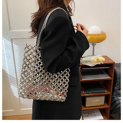2026 Fashion Exquisite Bead Sense of Luxury Hollow Out Women‘s Handbags Hot Sale New No Zipper Acrylic Square Shoulder Bags