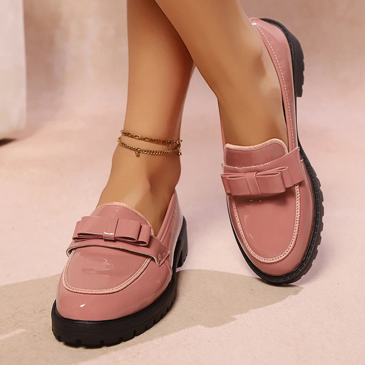 European and American Luxury Womens Leather Shoes Autumn New Outdoor Leisure Loafers Fashion Lacquer Leather Women's Shoes