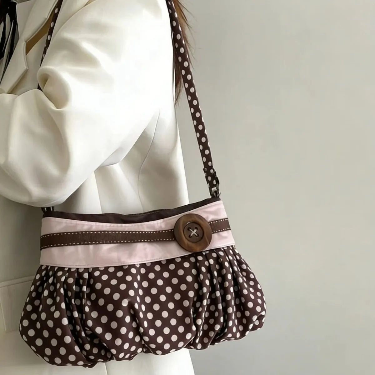 Pleated Design Dumpling Bag Retro Polka Dot Wooden Button Decor Handbag Soft Striped Shoulder Bags Pattern Casual Commuter Bag