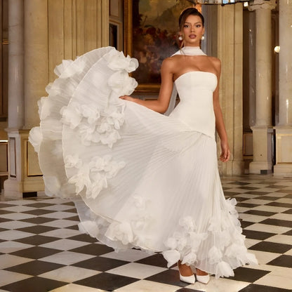 White Strapless Pleated Chiffon A-Line Wedding Dress With 3D Floral Hem Modern Bridal Gown For Women Brides Formal Evening Party