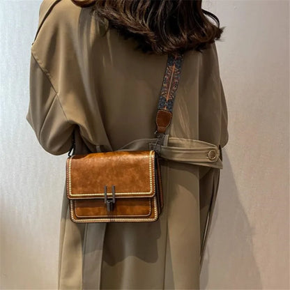 Mini Cross-Body Bags for Women, Adjustable Strap, Small Square Design Purse, Fashion Shoulder Bag, New Designer Mini Leather Bag