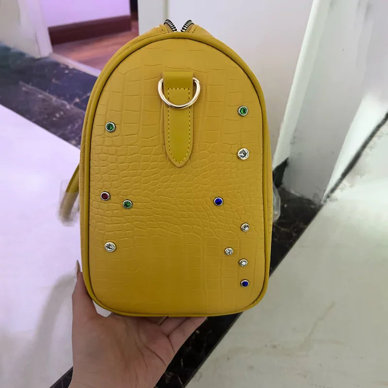 Luxury Large-capacity Travel Handbag For Women Versatile Crocodile Pattern Crossbody Bag Fashion Diamond Design Commuter Bag