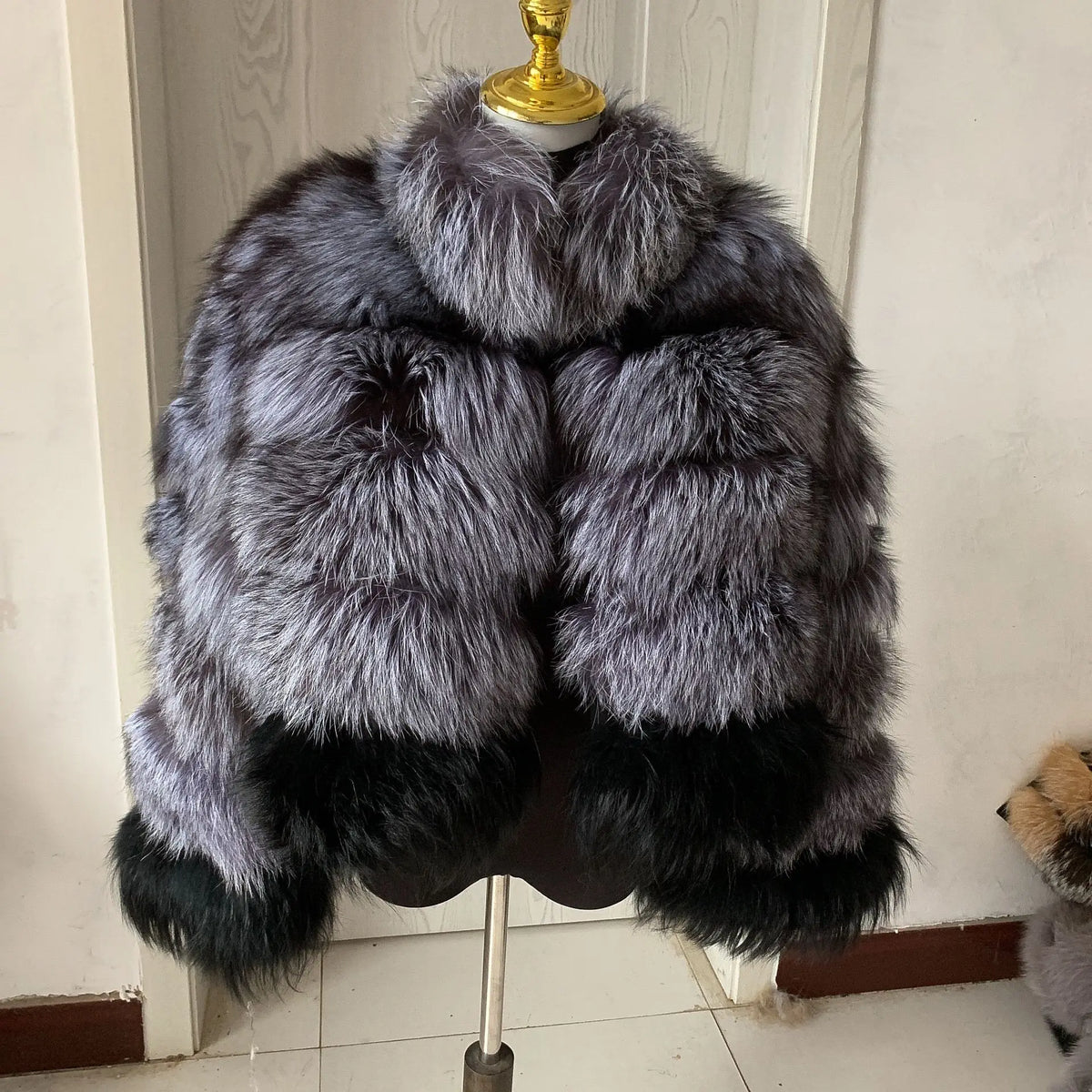 New Fashion Women's Winter Natural Fur Coat Silver Fox Mixed Collar Design High Quality Real Fur Coat real fur coat women luxury