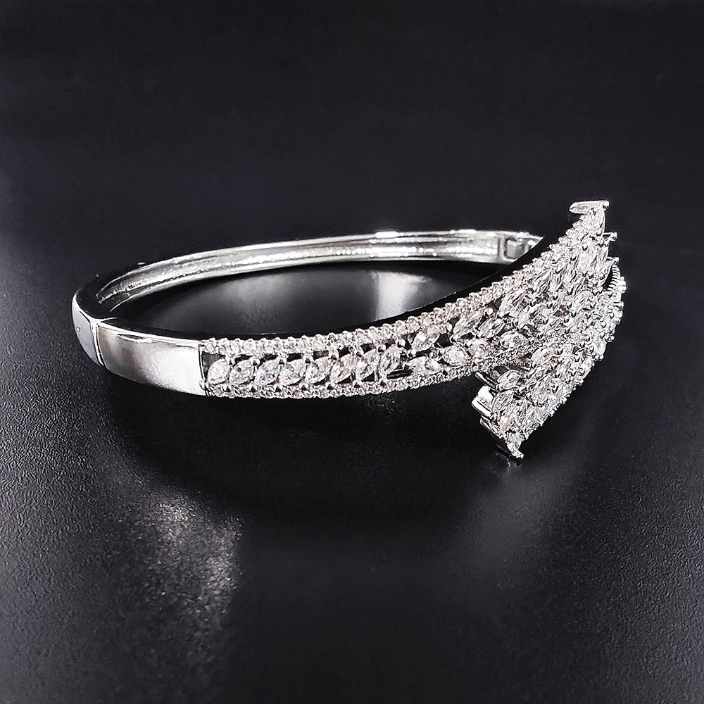 New Arrival Luxury Carved  Bracelet Bangle for Women Anniversary Gift Valentine's Day Gift Jewelry S8258